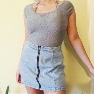 Gray Sleeveless Knit Top (XS/S)